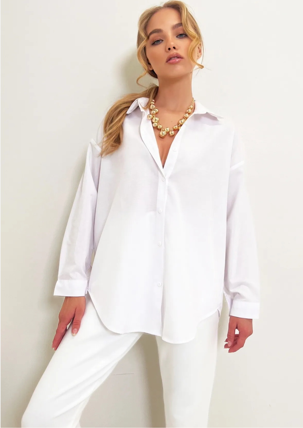 White basic shirt