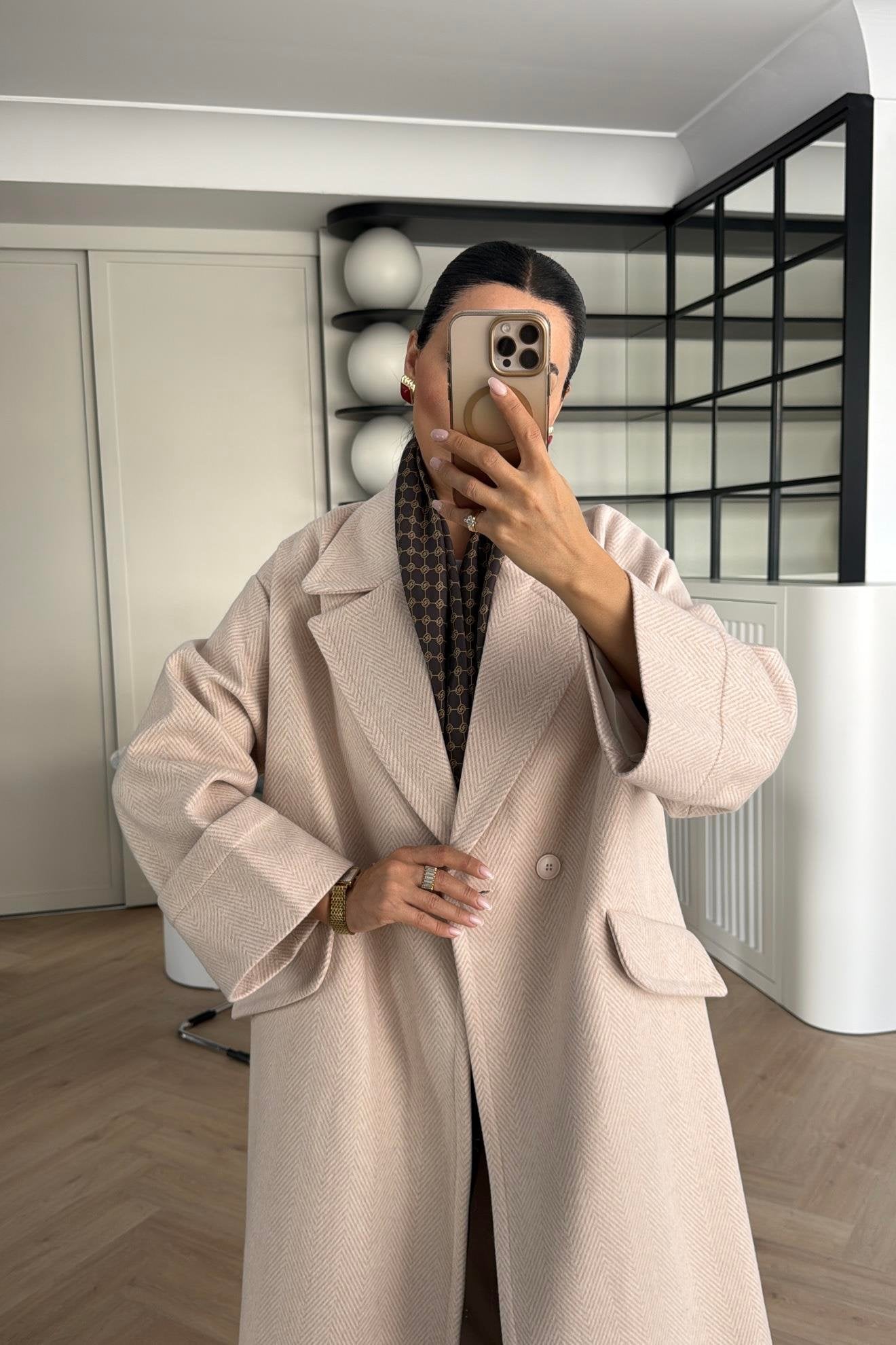 Elegancy Off White Coat