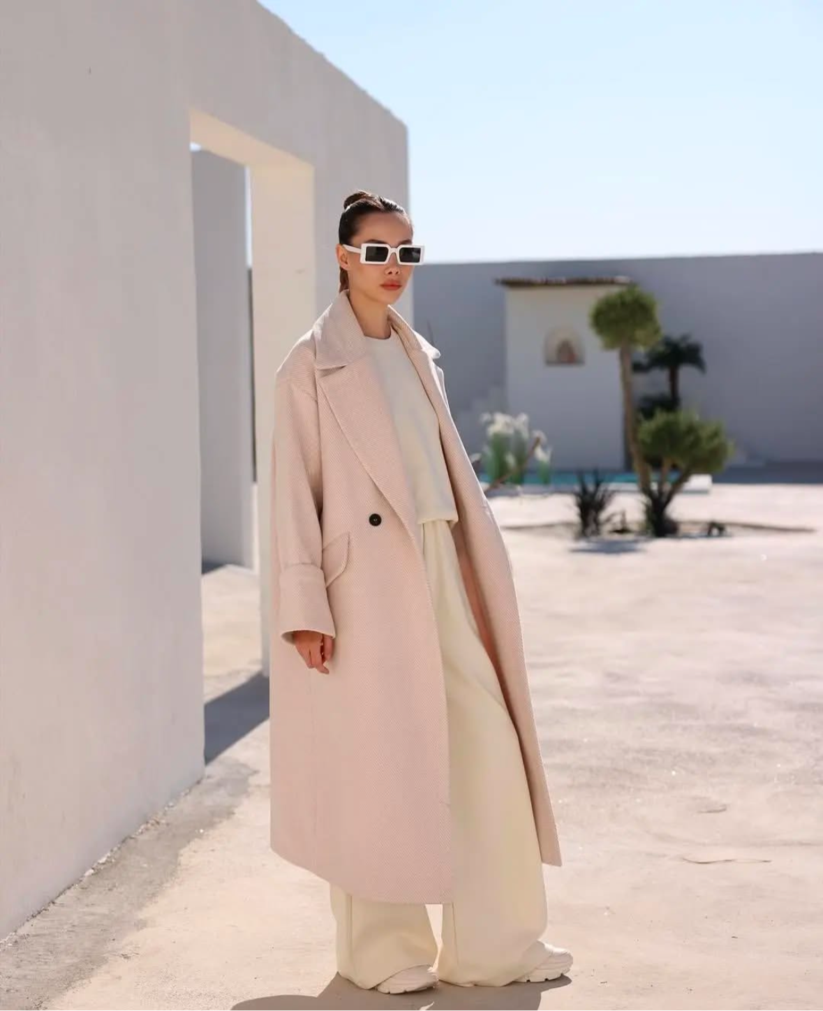 Elegancy Off White Coat