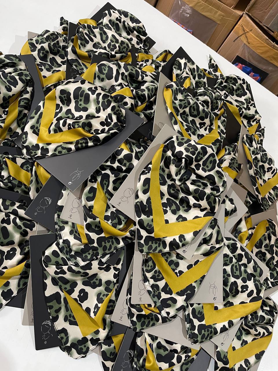 Olive Roar Foular