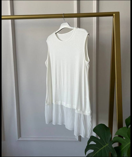 White Plissé Detailed Top